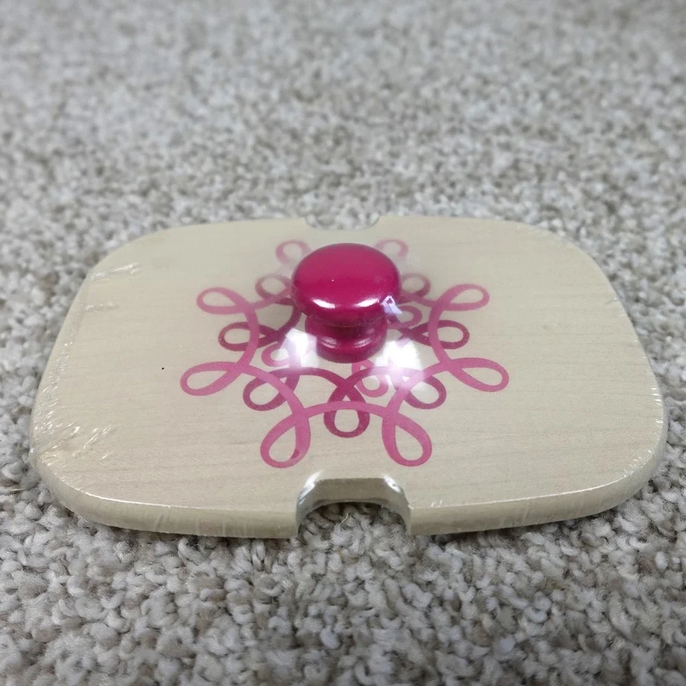 Longaberger 2014 Horizon of Hope Wood Lid Pink Knob 5195964 New in Wrap